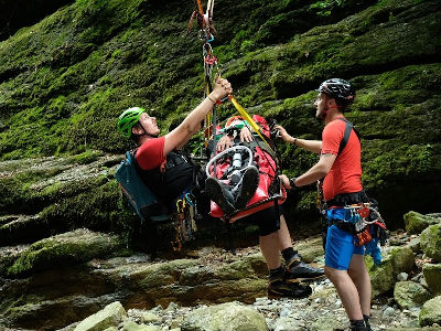 Anspruchsvolle Übung in der Raabklamm